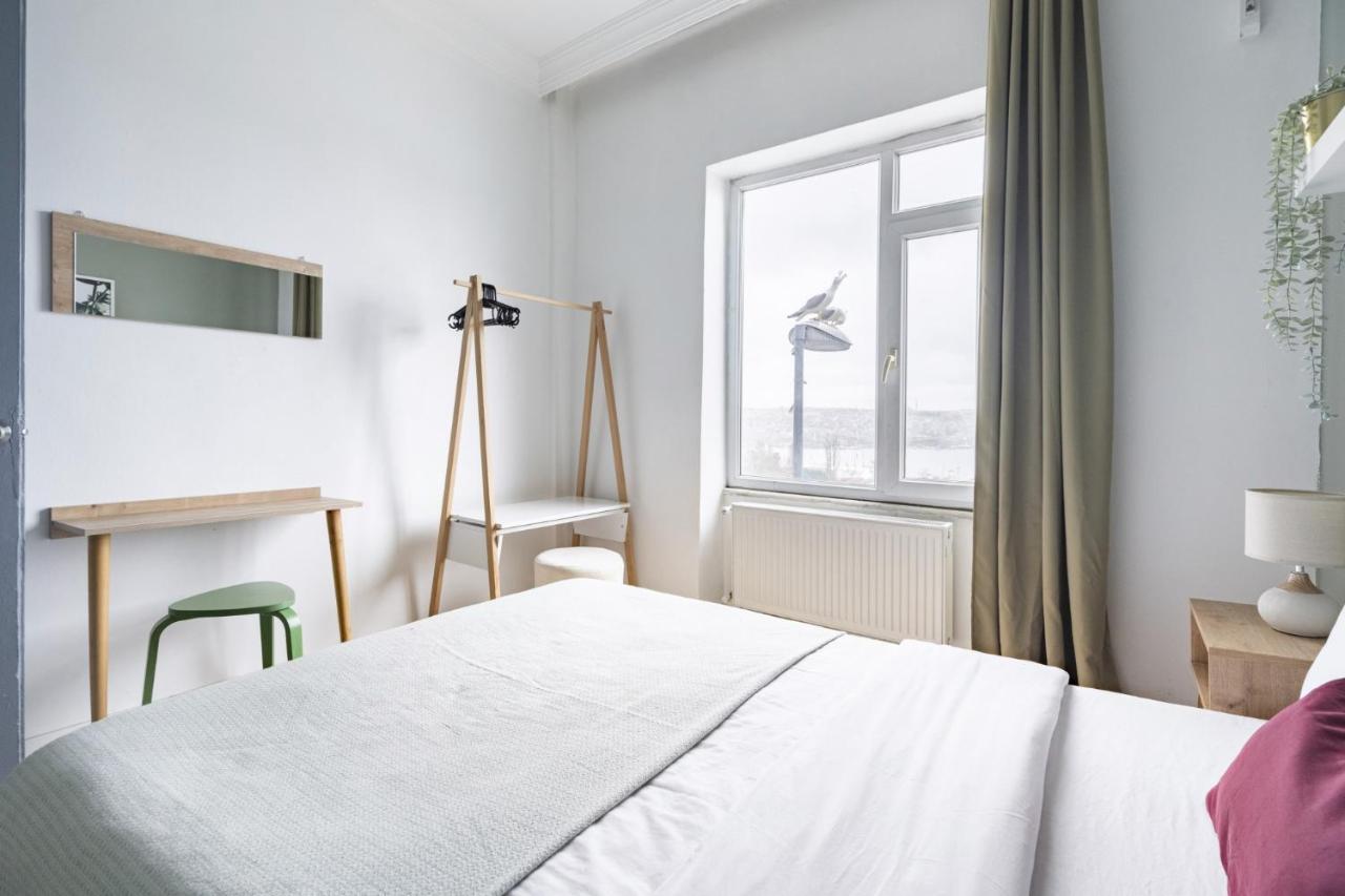 Central Flat W Sea View And Near Galata Tower Leilighet Istanbul Eksteriør bilde
